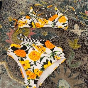 High waisted bathing suit set